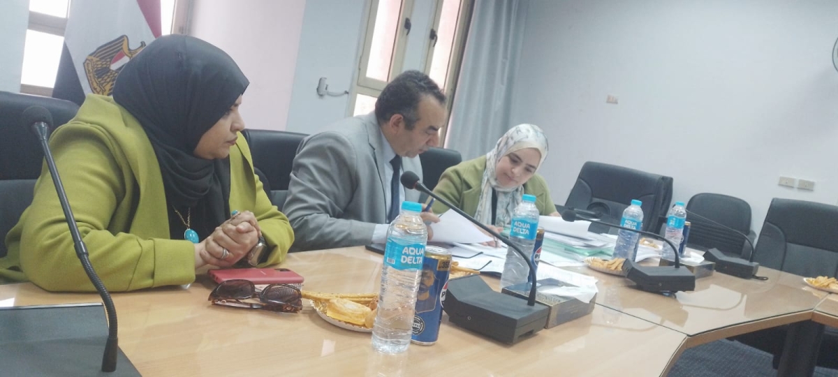 زيارة دعم فني من مركز ضمان الجودة والاعتماد لبرامج كلية التجارة